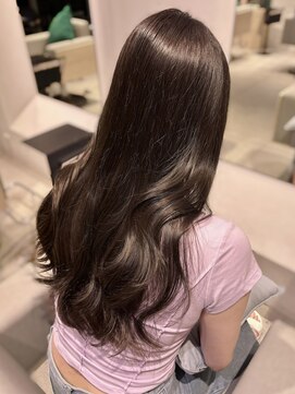 ステア ケース(stair case) 韓国艶カラーレイヤーカットトリートメント