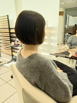 エムコーゾーヘアー(M KOZO hair) 【YAMATO】東京/丸の内/大人ショート/大人ボブ/耳かけ