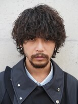 フィフス 原宿(fifth)&nbsp;無造作な質感のツイストスパイラルパーマ×マッシュウルフ