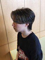 ニアウ 伊勢崎連取店(Niau)&nbsp;センターパートウルフニュアンスパーマハイライト