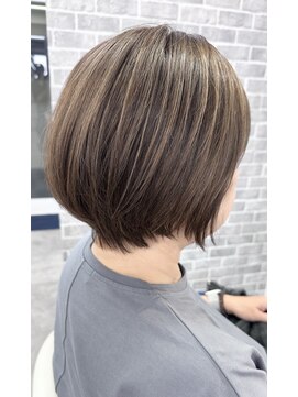 ノイ(Noy) 似合わせカット30代40代50代ショートボブくびれレイヤーカット
