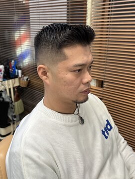 フェードカット