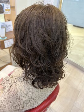 マリオヘアー 北本庄店 コテ風髪質改善パーマ