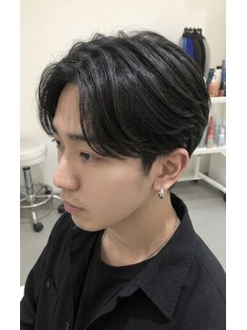 ウィスタリアフィールド アヴェダ(WISTARIA FIELD AVEDA) 【広島】メンズカット/センターパート
