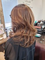 SOMA hair【大人女性にもっと“かわいい”を】【11月20日 NEW OPEN(予定)】&nbsp;ハイライトロング