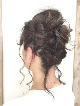 ジェイ エヌ バイ ネオリーブ(J/N by neolive) 【Neolive east】お呼ばれヘアセット