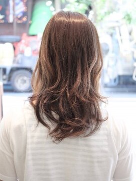 クアトロ グランシュ 川崎店(QUATRO × GranCieux) アッシュベージュ★QUATRO★