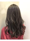 シークレットバイオレットアッシュハイライトカラー