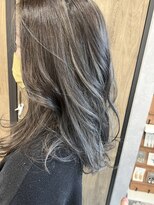 ブレス 横浜(bless)&nbsp;ハイライト　グレージュ　ハイトーンカラー