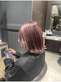 ラベンダーピンク×切りっぱなしボブ