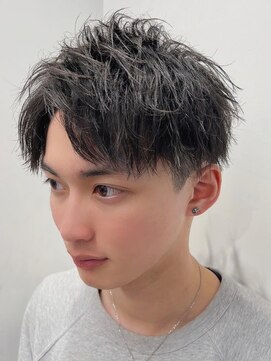 リップス 池袋(LIPPS) アップバング　ソフトツイスト　くるくるしないパーマ