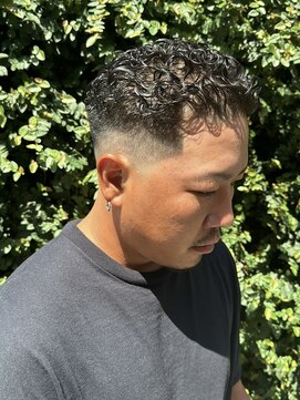 ローグ(Logue) 極道パーマ/宮城リョータパーマ/スキンフェード/メンズサロン