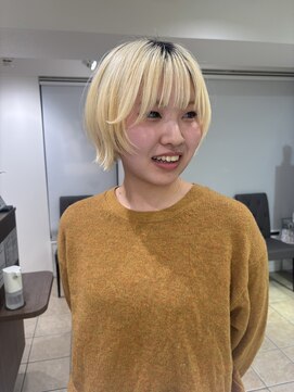 アッシュ 下北沢店(Ash) 外はねショートボブ