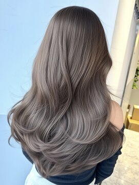 アマトウキョウ アユンチェ(AMA TOKYO×AYUNCHE) レイヤー　ブリーチなし　ベージュ