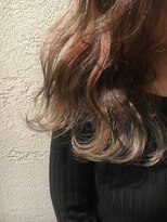 ヘアサロン アティリー(Hair Salon Attirer)&nbsp;西梅田/ボブ/グレーベージュ/白髪ぼかし/ハイライト/ベージュ