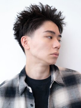 ケアリー 川西能勢口(Carelly) ツイストパーマ七三オールバックマッシュウルフスリークショート