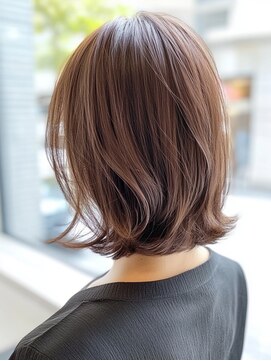 リトバイトゥルークリエイション 大宮(Re:to by True Creation) 【大人可愛い】外ハネ×柔らか艶カラー