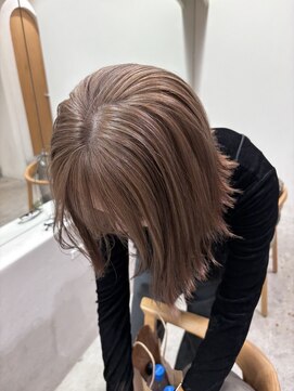 アワーズ 南青山(Our's) 透明感カラー/ミディアムレイヤー[表参道駅/明治神宮前駅]