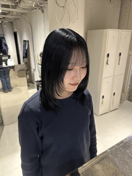 レイヤーカット H 大阪梅田 女性専用サロン 韓国レイヤーカット 外ハネボブ前下がりボブレイヤーボブミルクティーグレージュ髪型