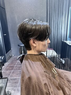 アース 名駅サンクチュアリ(HAIR&MAKE EARTH) 毛流れ束間センターパート