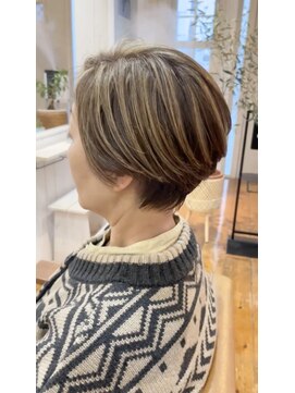 テラス(Terasu) 函館/ハイライト/透明感/白髪ぼかし/ヘッドスパ