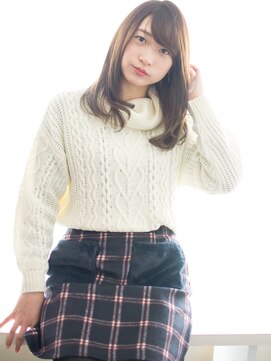 ノイン(noine) その透明感は、あなたの魅力をさらに増してくれそうです。