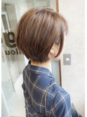 《Agu hair 妹尾》大人かわいい小顔丸みショートボブショート