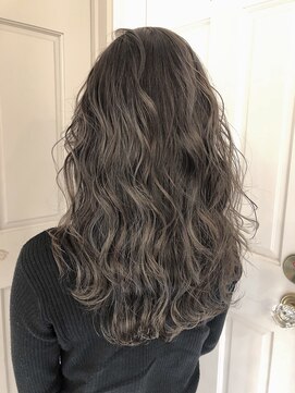 ロンドアベニール 北千住(Lond avenir) ハイライトグレージュ30.40代◎グレーからにもオススメ担当本田