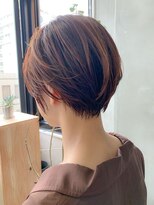 テトヘアー(teto hair) ショートボブ、前下がり、丸みショート、オレンジベージュ