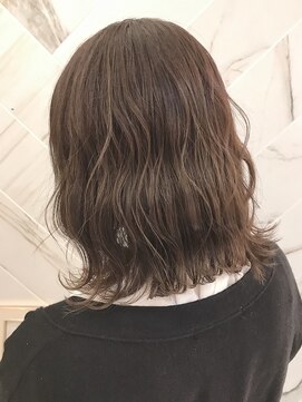 カノイ(KANOI) 【ブルベ夏】20代30代40代似合わせアッシュグレー