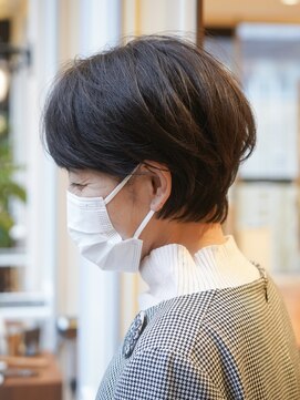 ビュートリアム 梅田(BEAUTRIUM) ショートカット/丸みショート/耳かけショート/梅田/茶屋町/大阪