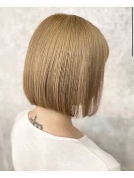 ラビス(Lovis) ホワイトグレージュ/ミニウルフ/チェリーブラウン