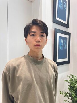 アルティファータ(artifata) アップバング マッシュショート ショートヘア 刈り上げ