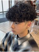 仙台波巻きパーマメンズマッシュセンターパートゆるめ強め30代◆