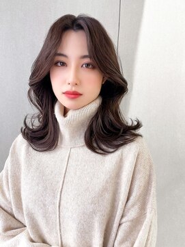 ジーナリア(Xena ria) 《袴田》ミディアムレイヤー