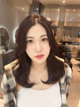 ジーナ 福岡天神(Zina) 韓国風／髪質改善／レイヤーカット／顔周りカット