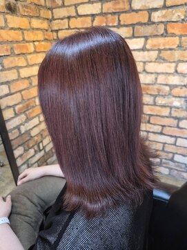 マヒカ(MAGICA) ピンクモーヴ外はねstyle