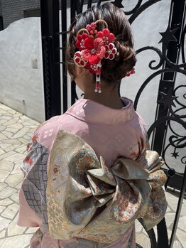 アブニール 我孫子(AVENIR)の写真/1日中可愛く着飾る*着付けもヘアもお任せ[我孫子/メンズ/men's/白髪染め/白髪ぼかし/キッズカット/学割U24]