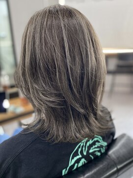 ウェイビー 桜木町店(WAVY) 極細ハイライトレイヤーミディアム