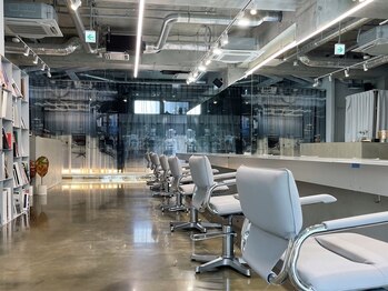 LAND 【ランド】