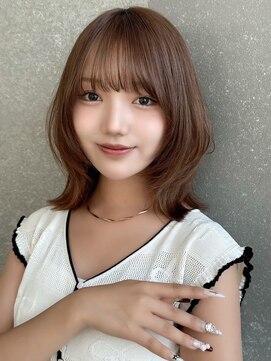 シーシンジュク 新宿南口(Sea shinjuku) ココアベージュ×レイヤー[小顔/黒髪/オリーブグレー]