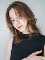 ギークス(GEEKS)&nbsp;【GEEKS渋谷】ハッシュカット/ミディアムレイヤー/冬カラー/小顔