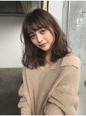 ミディアムヘア×ゆるふわパーマ
