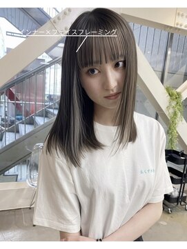 イェッカ(YECCA) ブリーチ2回インナーカラー