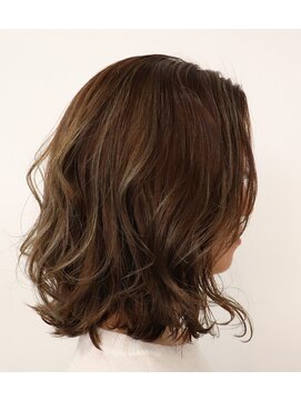 ヘアーアトリエ アルバ(hair atelier alba) 外国人風ハイライト