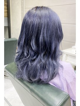 デイズ(days) ネイビーカラーアッシュブリーチデザインカラー☆セミディ