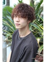 ブークル(boucle)&nbsp;西海岸風毛先強めミディアムパーマ