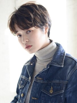 エムクランメイクス 原宿 表参道(m.clan MAKE'S) 大人かわいい ショートパーマ ハンサムショートネイビージュ黒髪