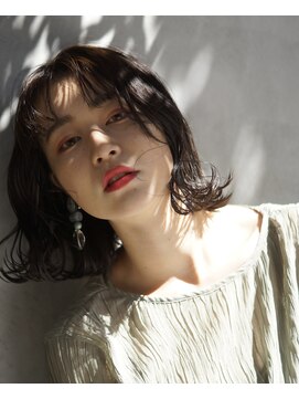 アトリエ フェム(atelier.fem) 【外ハネ＊くびれbob】