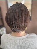 ショートボブ